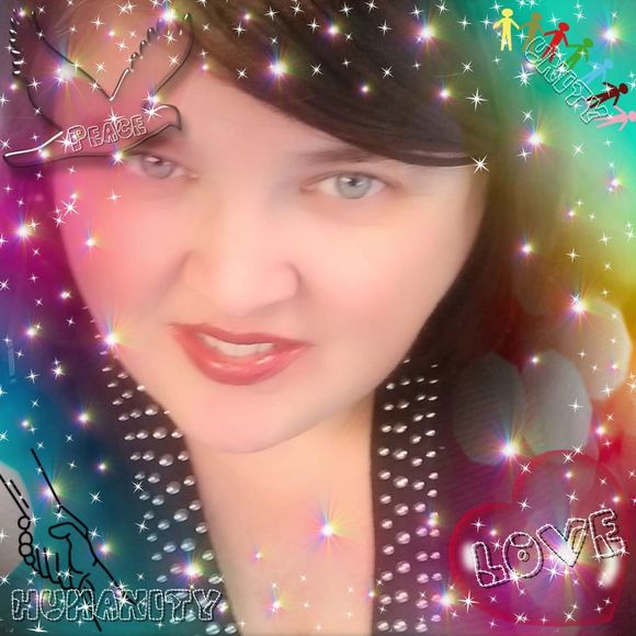 Meet your Posher, Robin - Picture 1 of 1